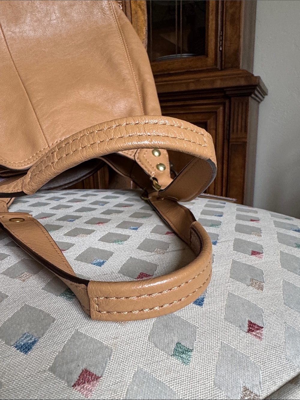 Coach Light Camel Leather Shoulder Hobo Bag with Gold Hardware - Picture 15 of 15